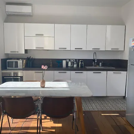 Appartement Hypercentre Bastia Vue Mer Et Petite Terrasse *