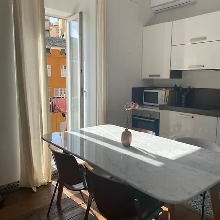Apartment Appartement Hypercentre Bastia Vue Mer Et Petite Terrasse Bastia (Corsica)