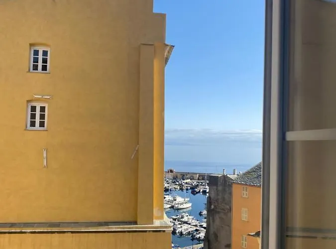 Appartement Hypercentre Bastia Vue Mer Et Petite Terrasse